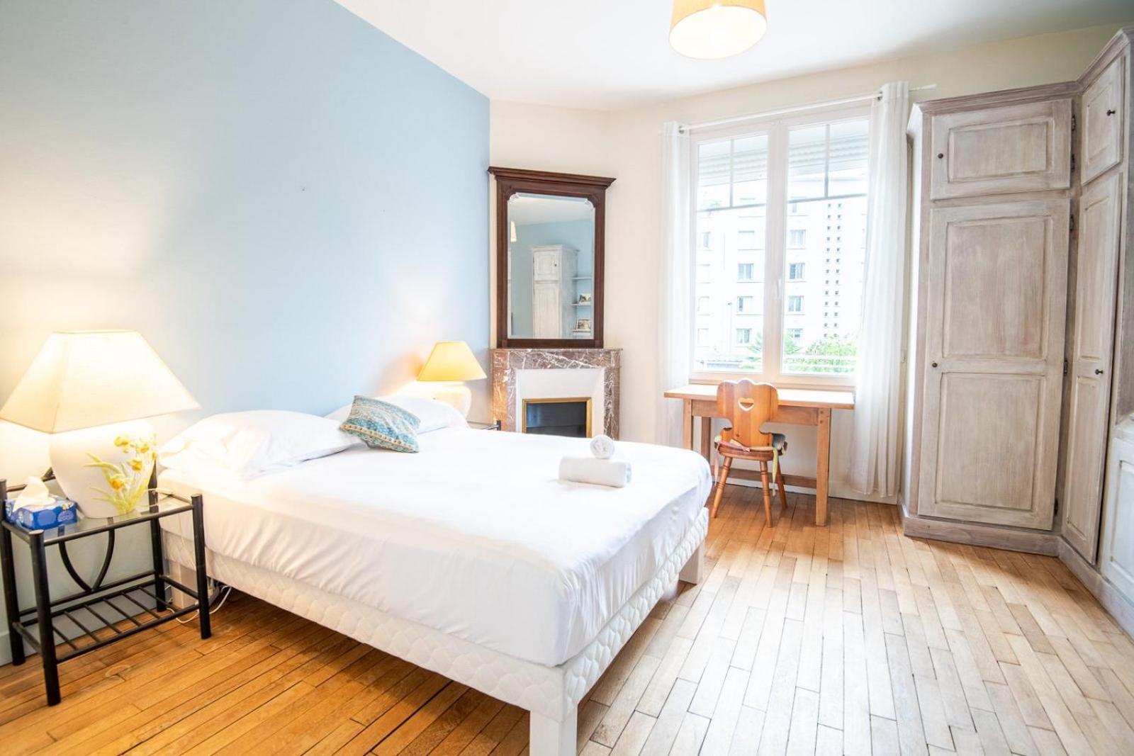 Le Stalingrad - Saint-Pierre-Des-Corps Hotel Ngoại thất bức ảnh